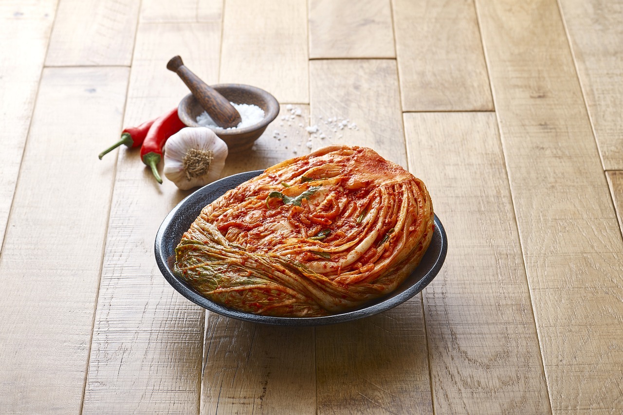 Baek-kimchi 백김치- White Napa Cabbage Kimchi