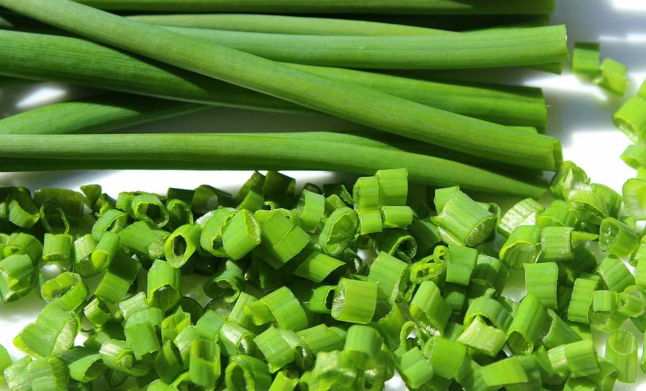 Chinese Chives, Leaves, raw