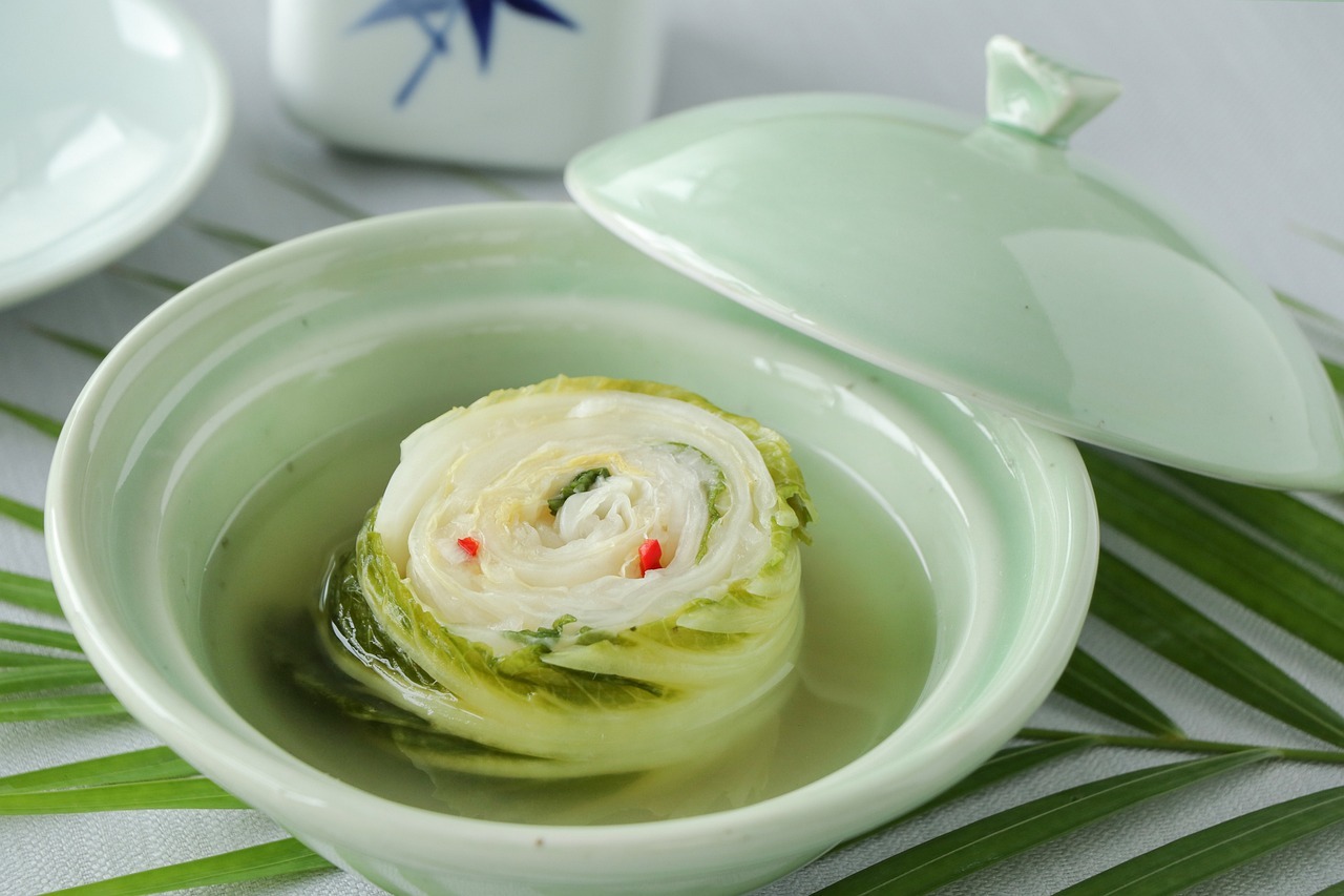 Kimchi-naengmyeon – Chilled Noodle Soup with Kimchi