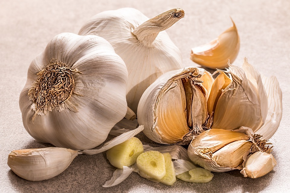 Guide to Different Kinds of Garlic