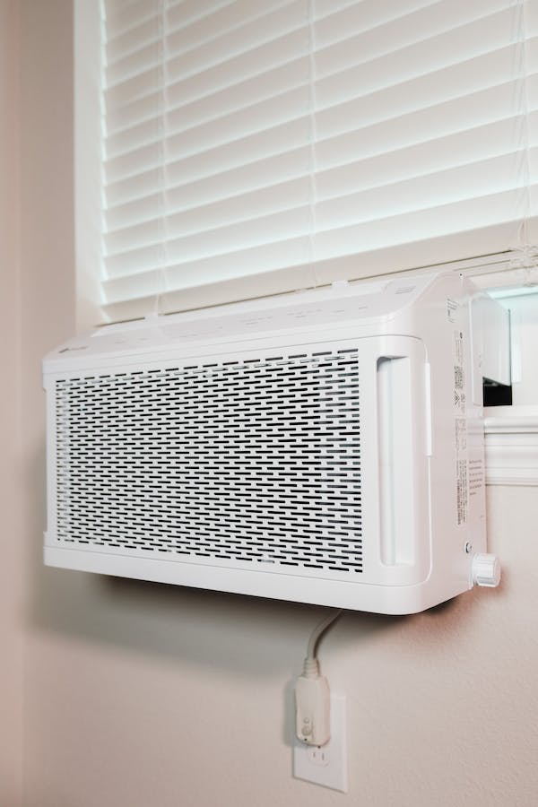 5 Maintenance Tips to Keep Your AC Unit in Tip-Top Condition