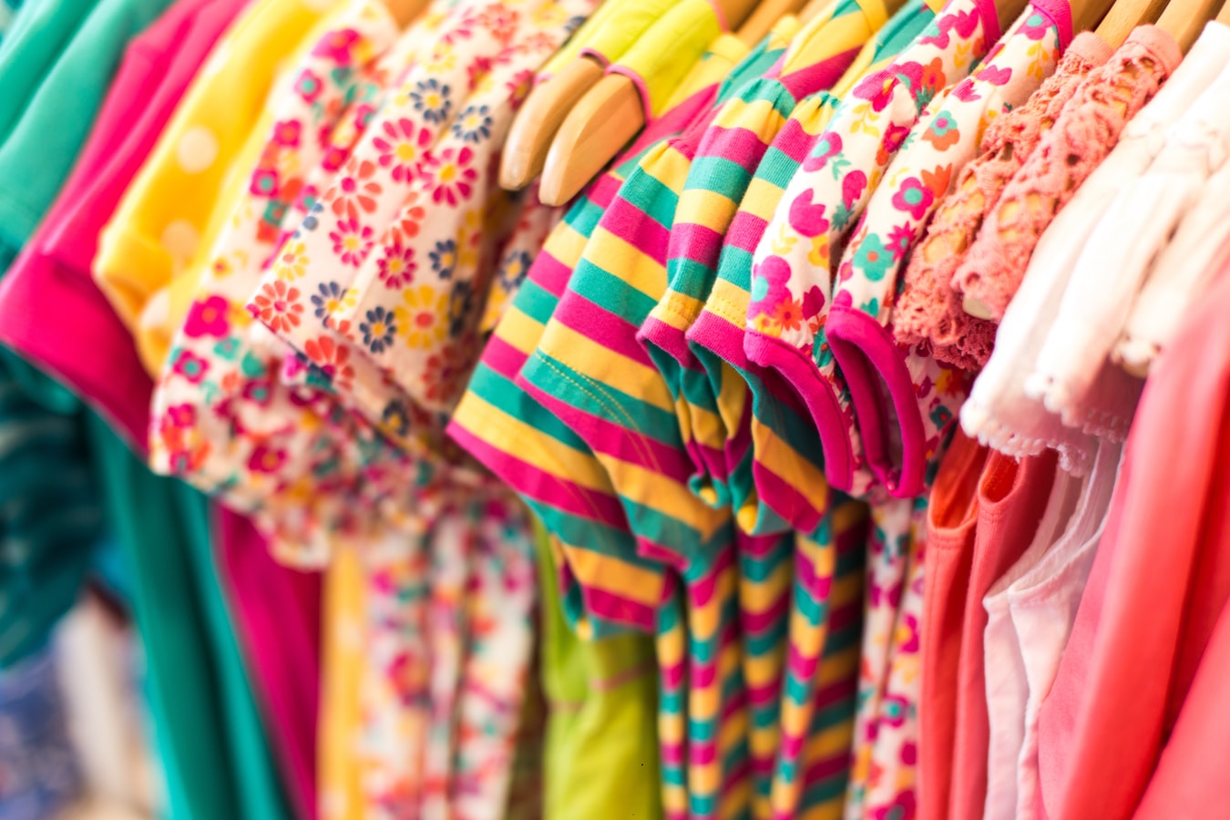 What to avoid when buying clothes for kids