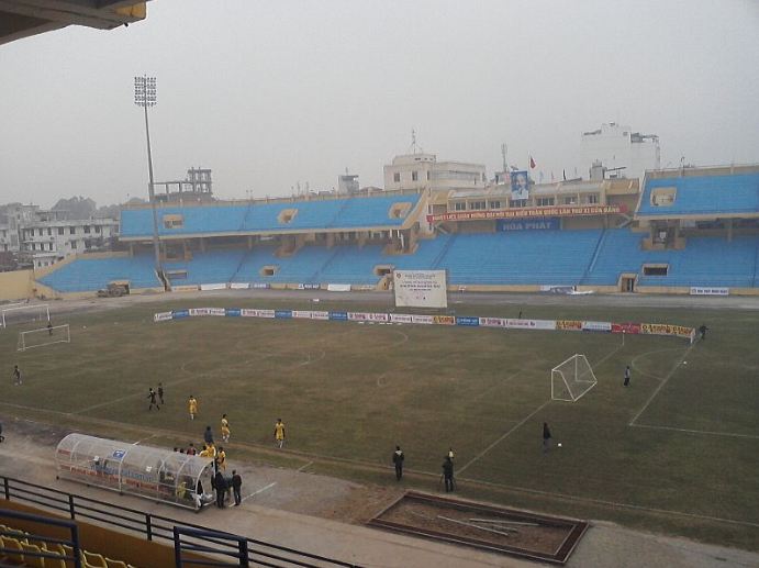 Picture of the sports complex during a match day.
