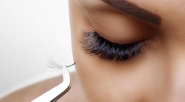 Everything You Need To Know About Eyelash Extensions