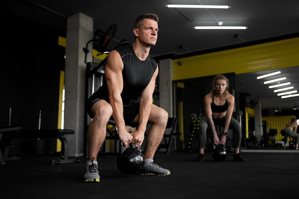 5 Common Gym Workout Injuries and Tips to Avoid Them